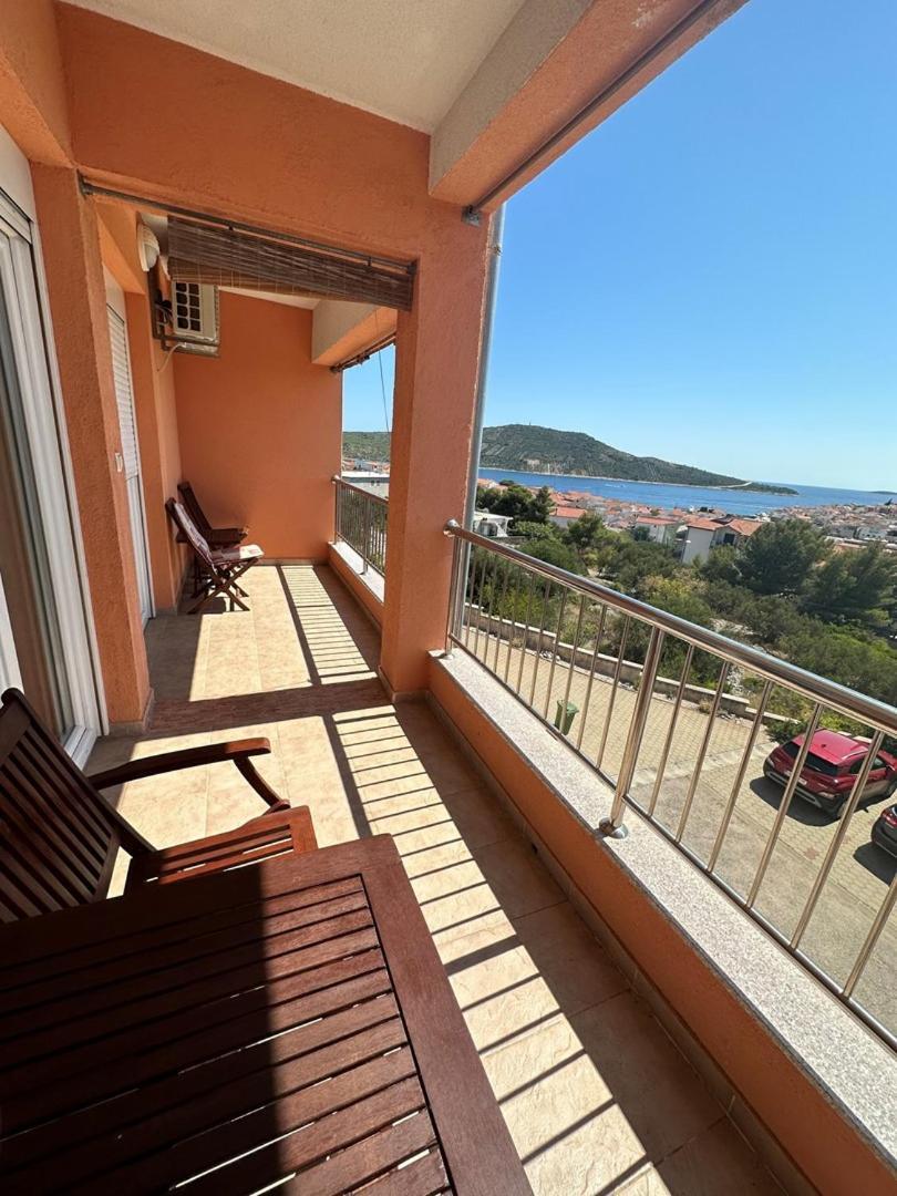Apartment Visum Primosten Luaran gambar