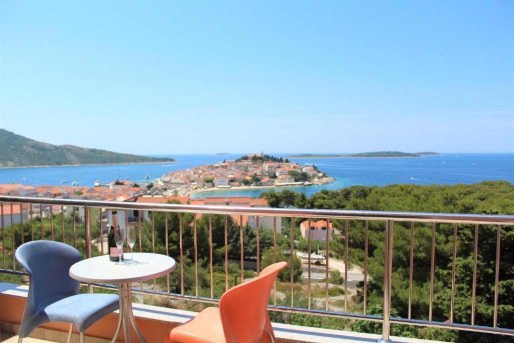 Apartment Visum Primosten Luaran gambar