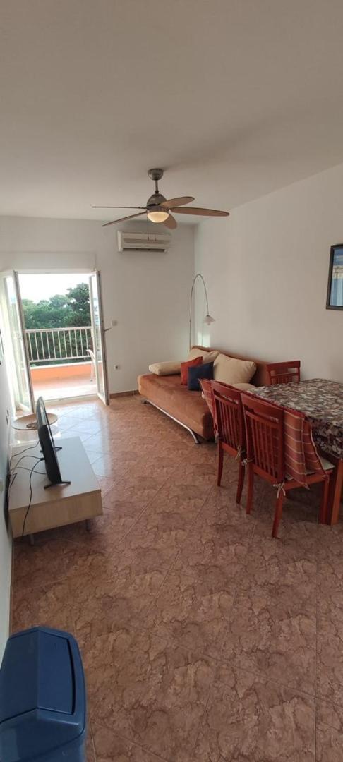 Apartment Visum Primosten Luaran gambar